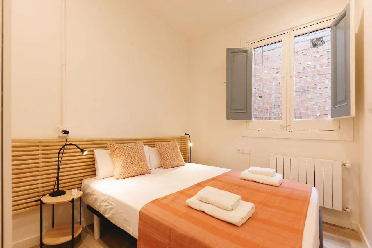 ז'ירונה Bravissimo Ciutadans, Comfortable 3-Bedroom Apartment